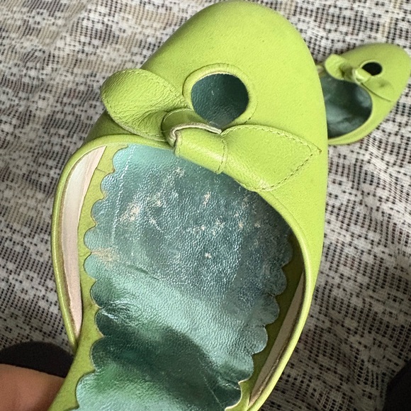 Marc Jacobs Y2K Lime Green Bow Accent Heels, Size 7.5 - Picture 11 of 15
